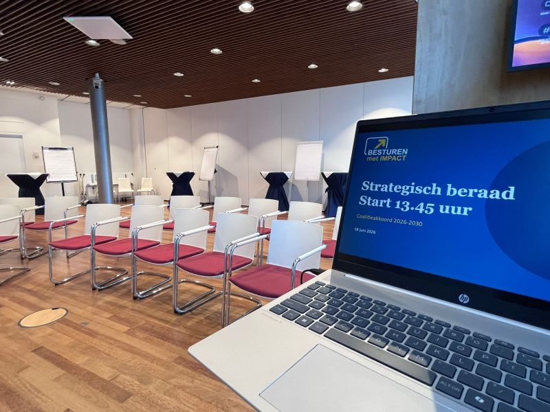 Sessie over het coalitieakkoord met directie, management en strategisch adviseurs